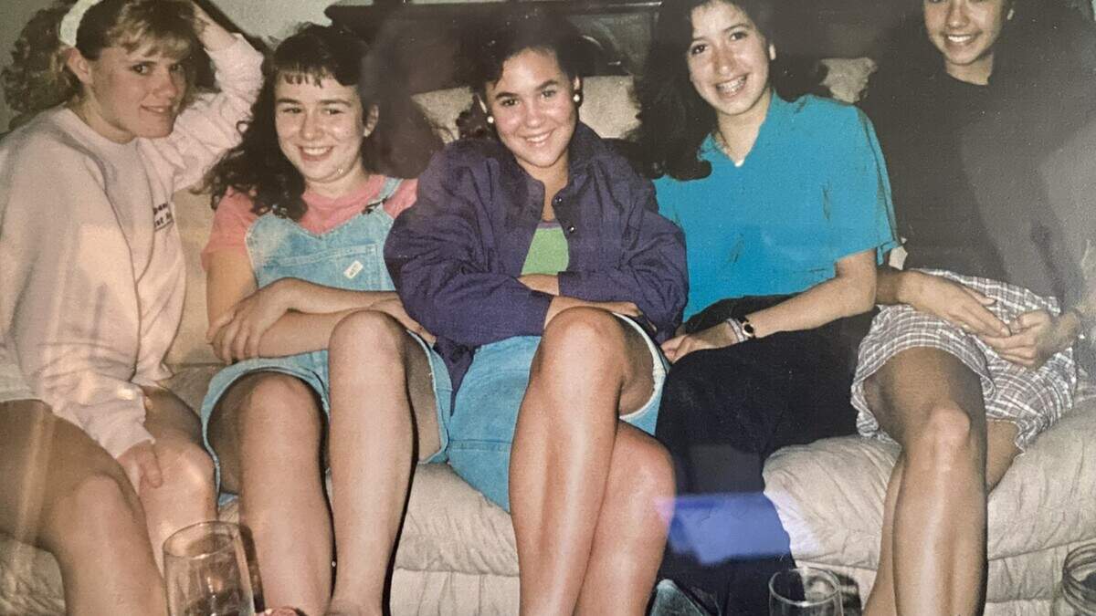 Five girls from the high school trip to Ashland, chaperoned by author Bunny Stevens. Rochelle sits second from right, wearing a blue shirt.