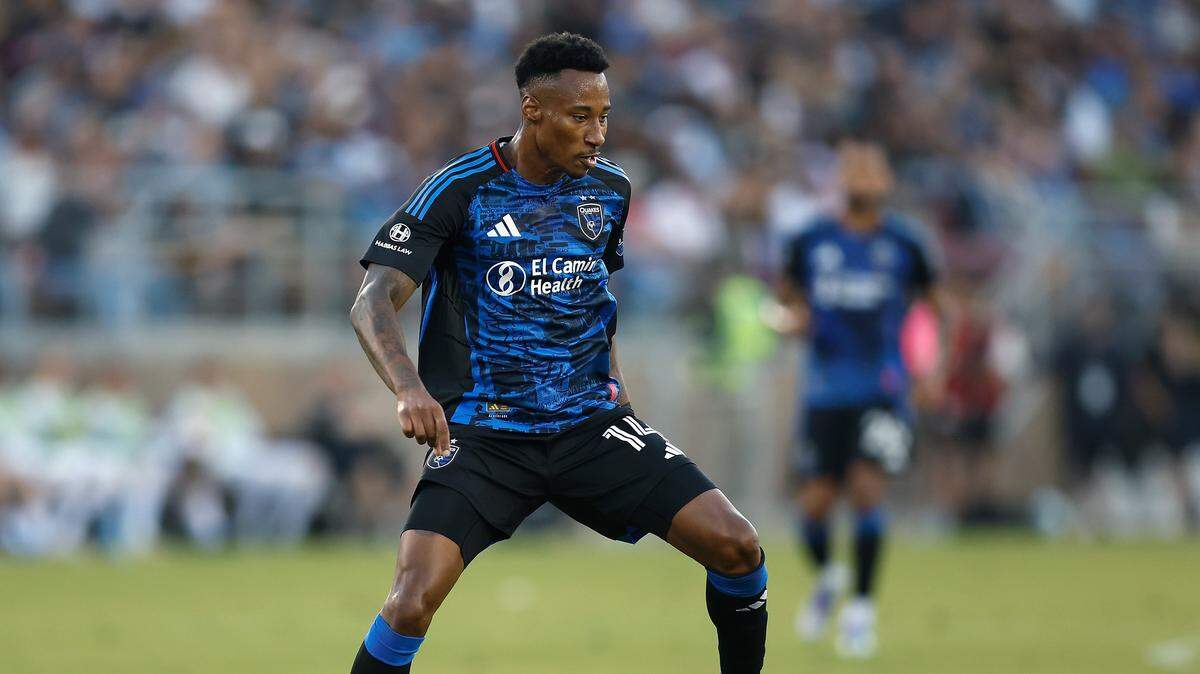 STANFORD, CALIFORNIA - JUNE 28: Mark-Anthony Kaye #14 of San Jose Earthquakes controls the ball in the first half against the Los Angeles Galaxy at Stanford Stadium on June 28, 2025 in Stanford, California. (Photo by Lachlan Cunningham/Getty Images)
