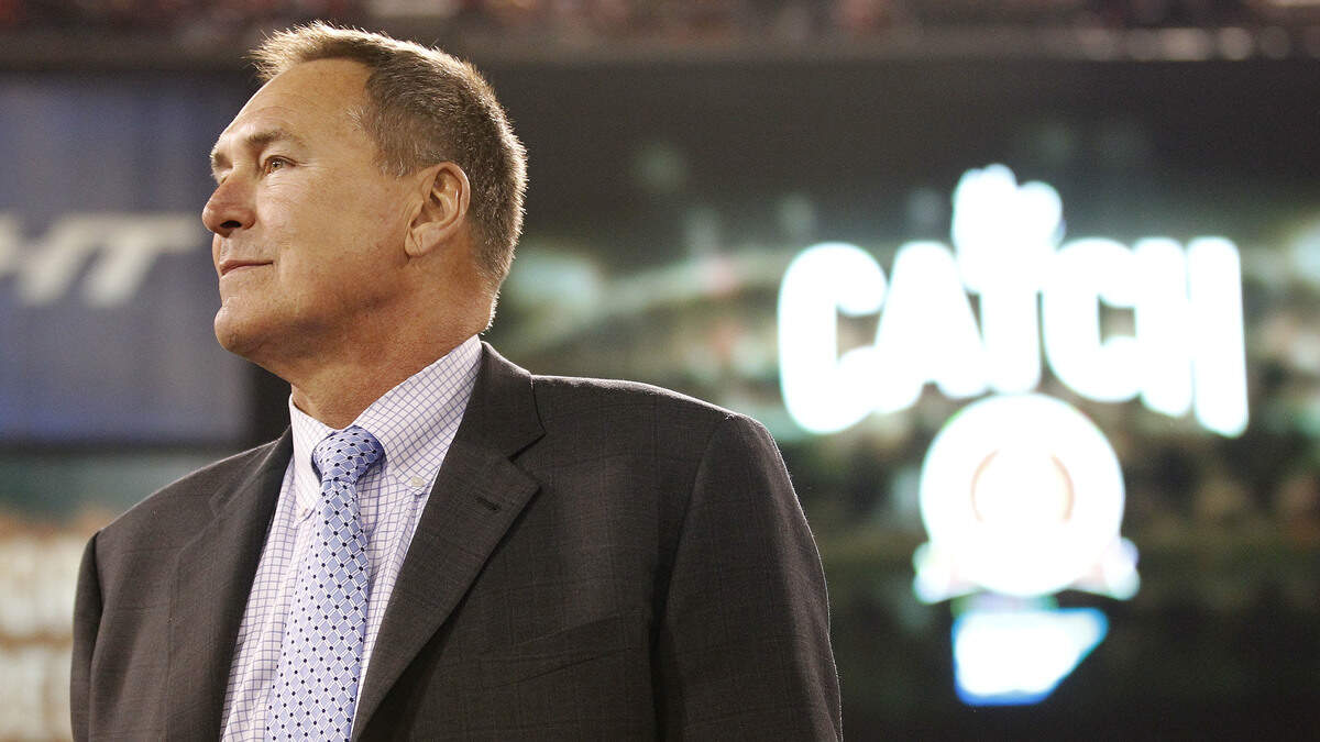 Former 49ers receiver/tight end Dwight Clark was honored at halftime of a game against the Atlanta Falcons on Dec. 23, 2013, in San Francisco. NBC Sports Bay Area on Tuesday will premiere a documentary on Clark, who died June 4 of ALS. He was 61.
