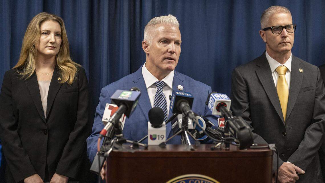 DA: Esparto fireworks site had 1 million pounds of explosives when blast killed 7