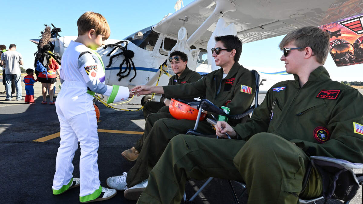 First Halloween fly-in draws a stratospheric crowd at Sacramento Executive Airport