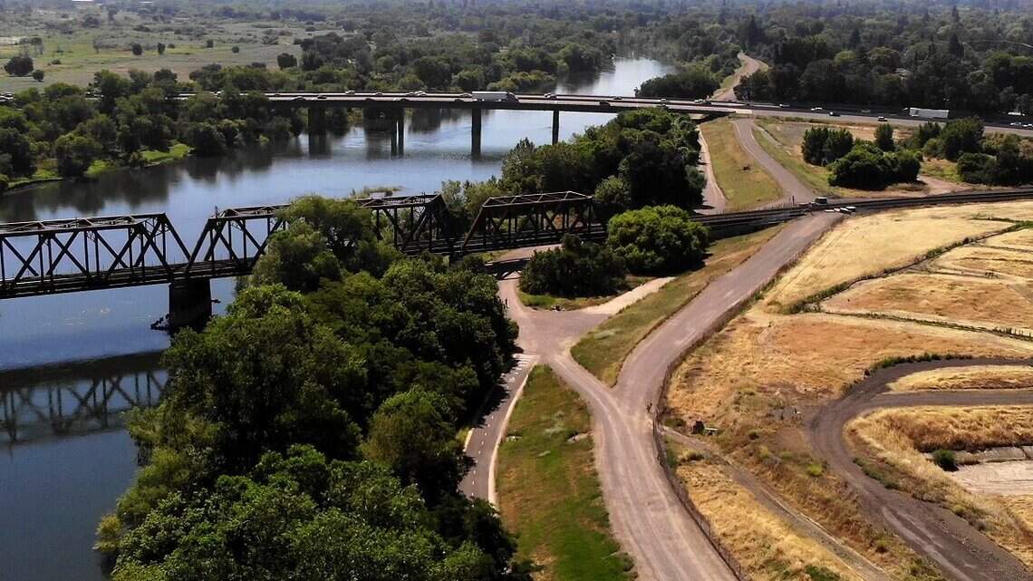 Inside the congestion-busting freeway and bridge system that Sacramento refused to build