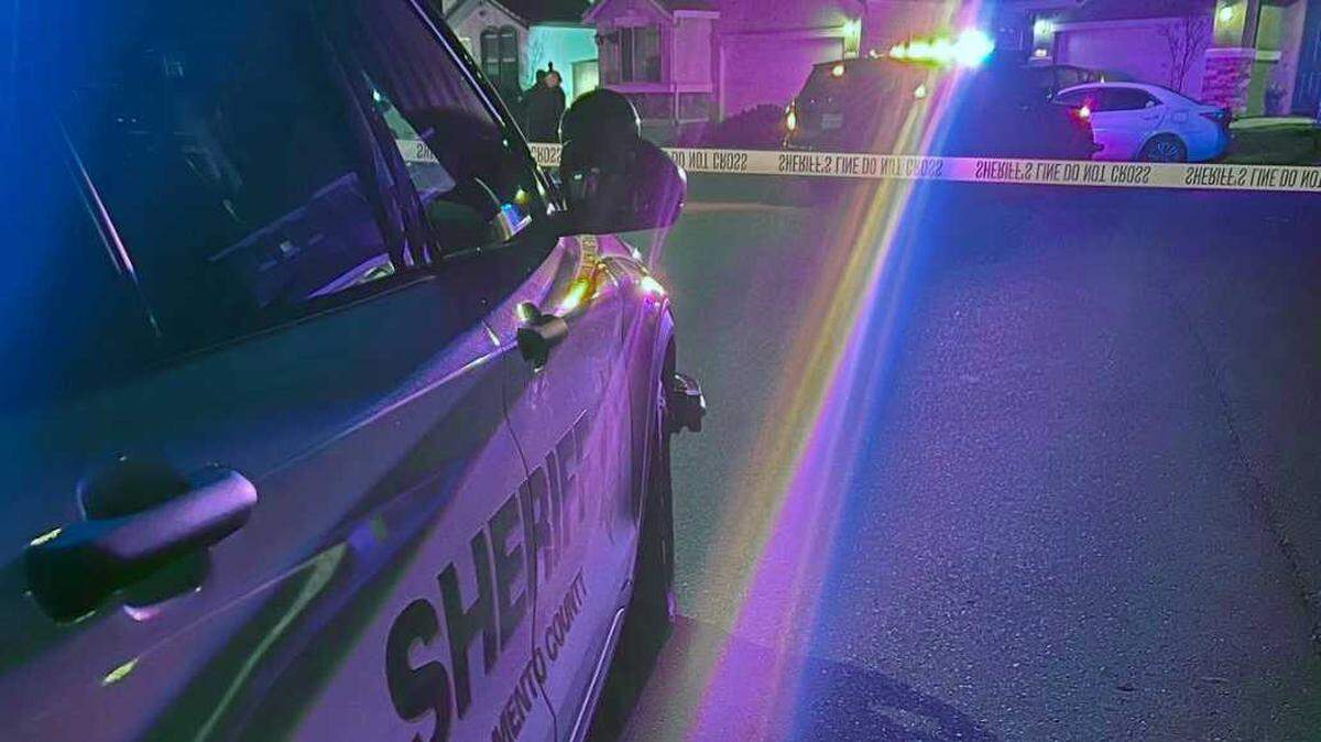Sacramento County sheriff’s deputies shot and killed a man who they said lunged at officers with a knife Monday night on the 9300 block of Wild Lilac Circle in the Vineyard neighborhood.