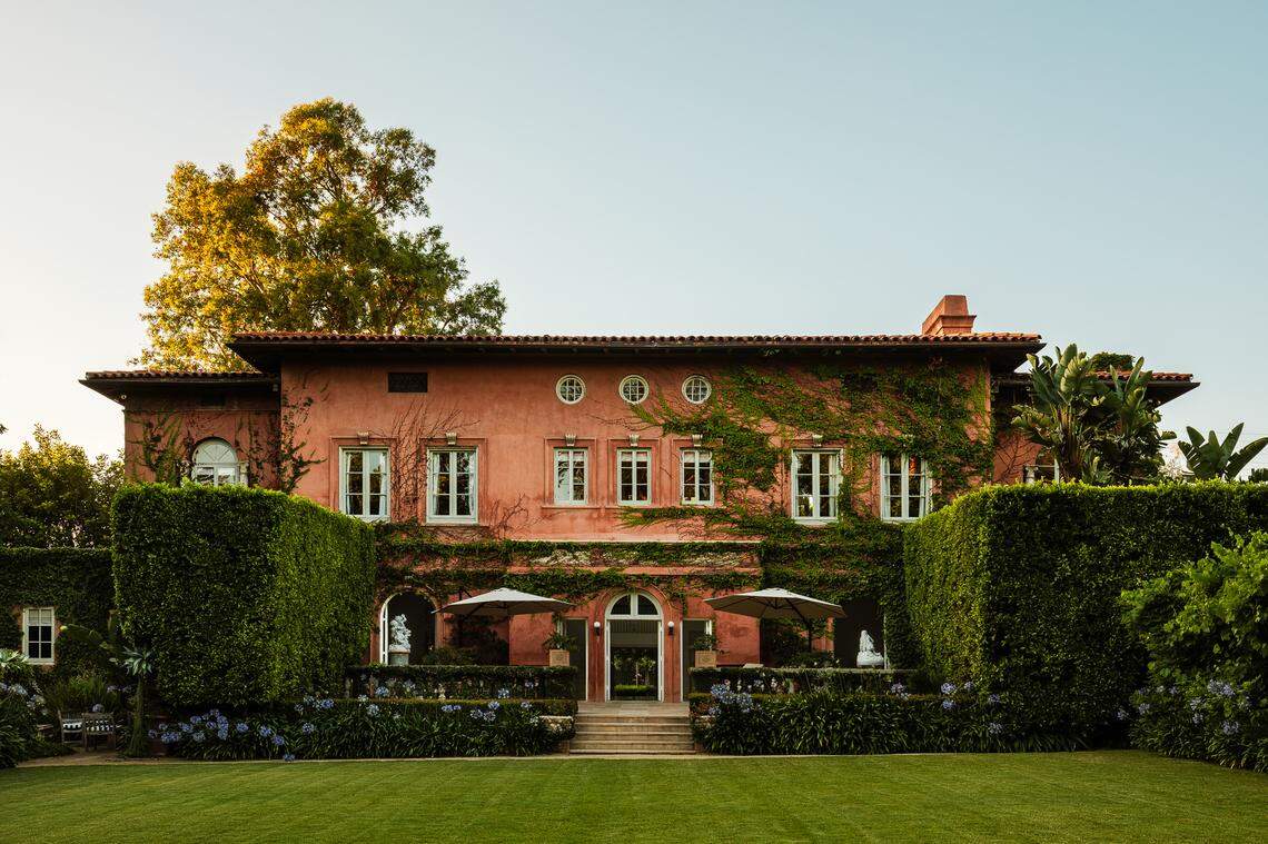 Villa Arno is a 6,512-square-foot masterpiece with 5 bedrooms and 5 bathrooms, blending Italian craftsmanship, Palladian doors, high ceilings, and luxurious finishes for the ultimate in both entertaining and everyday comfort.