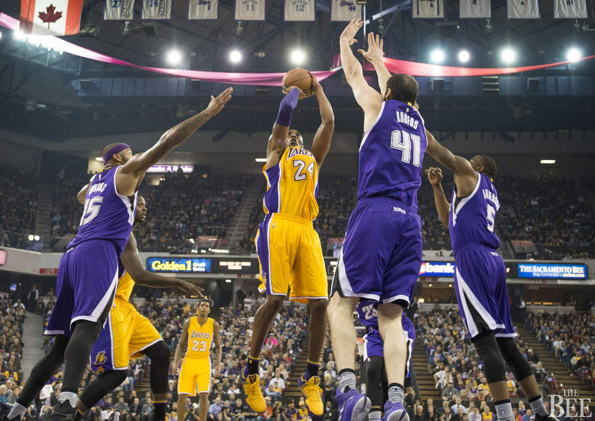 Los Angeles Lakers forward Kobe Bryant (24) hits a basket against the Kings.