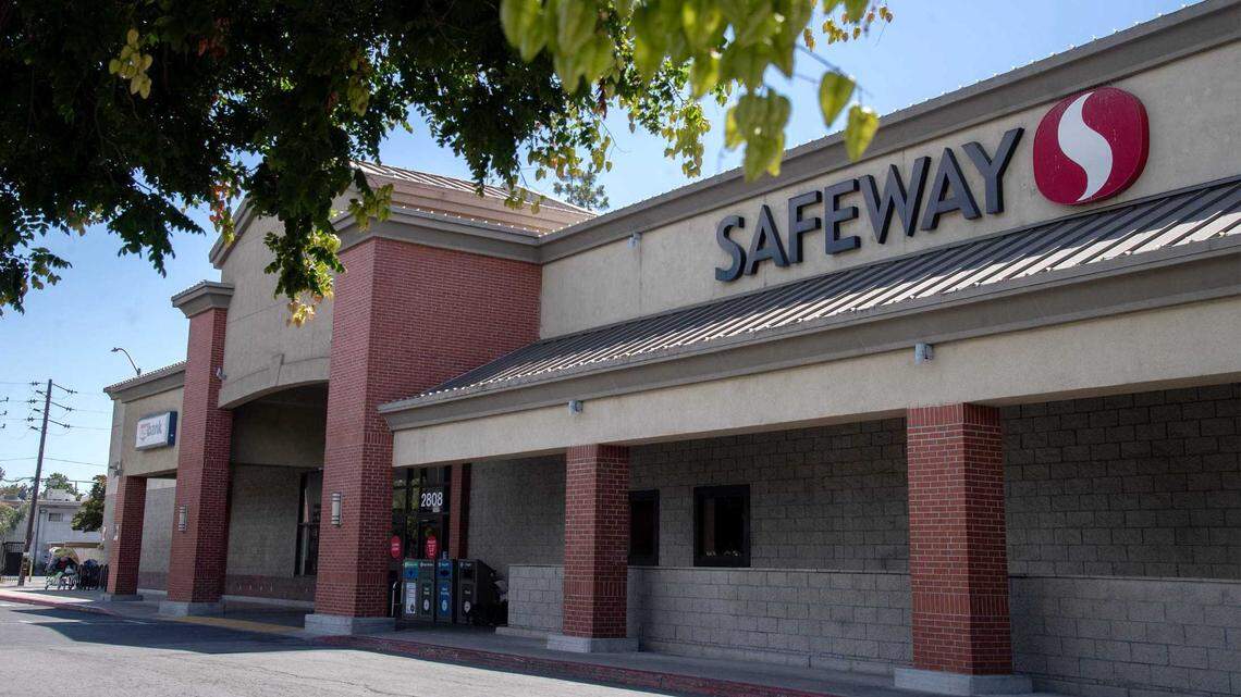 A Safeway store on Country Club Boulevard in Stockton on Thursday. Unionized employees across Northern and Central California, including locations in Sacramento and Stockton, may strike Saturday if contract negotiations with Safeway and parent company Albertsons fail.