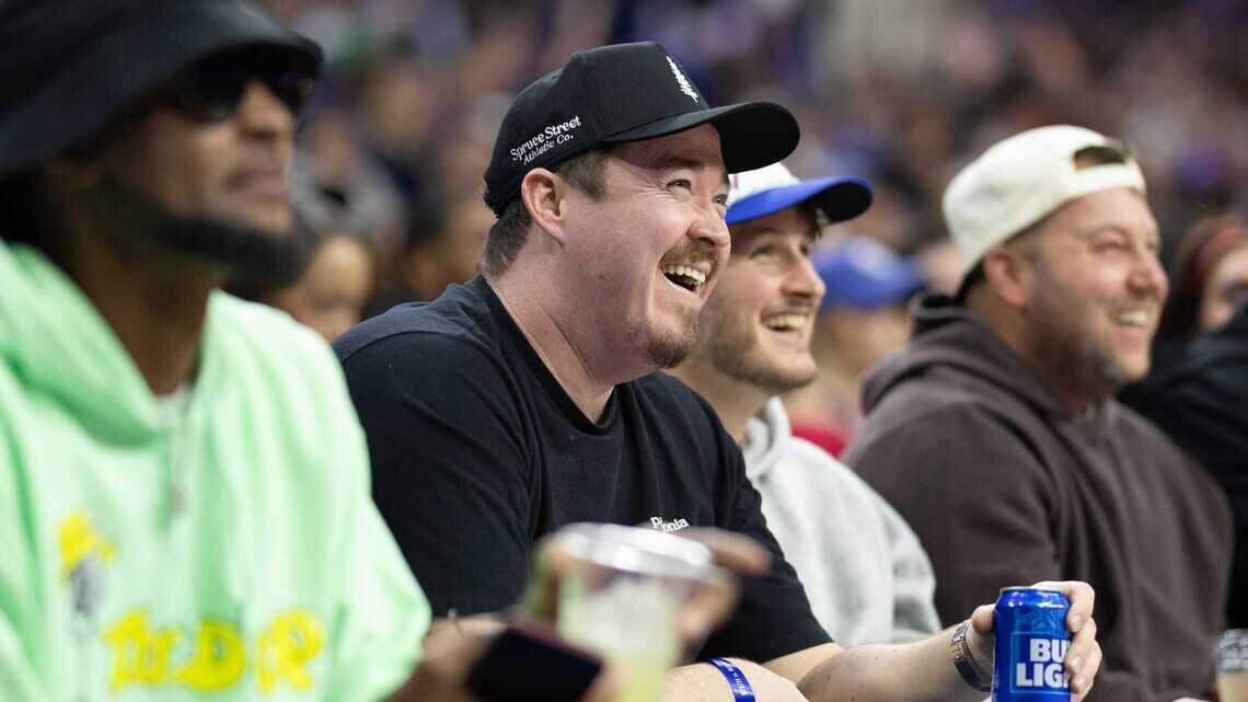Comedian and ‘Tires’ star Shane Gillis bringing tour to Sacramento. Here’s when