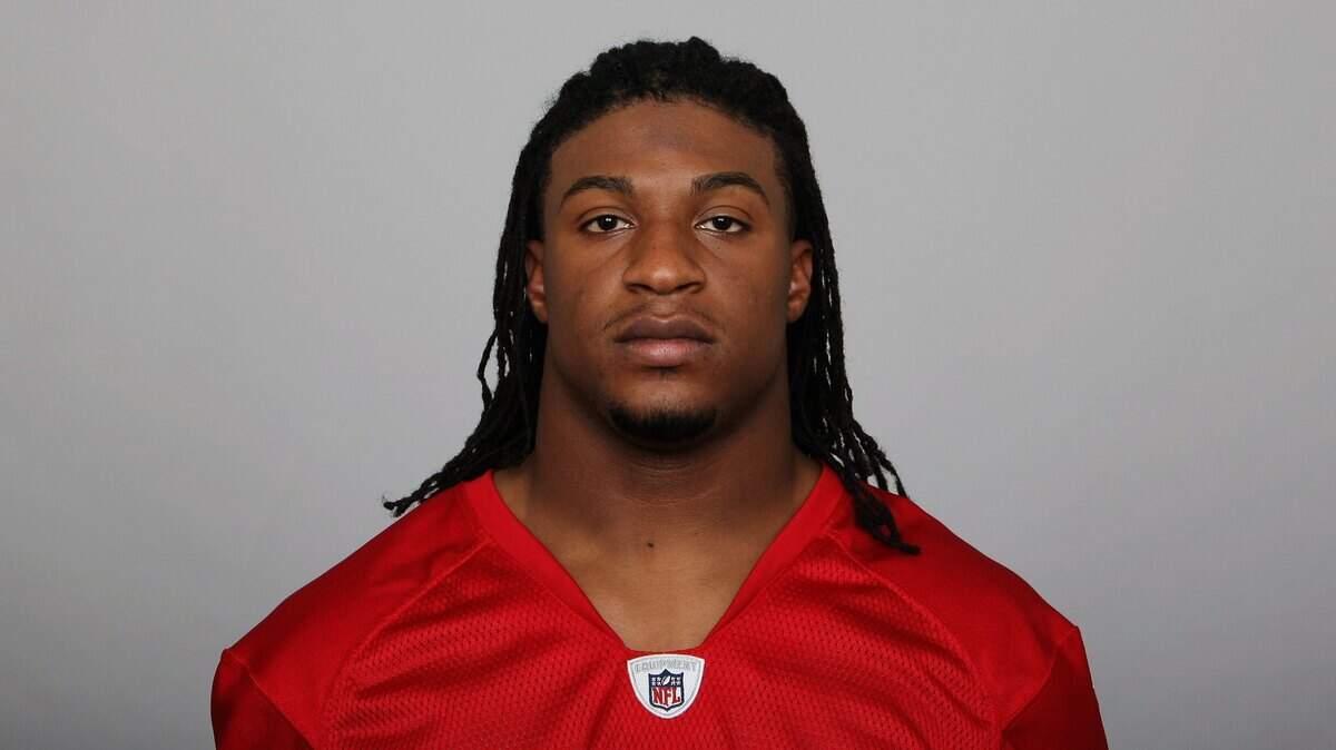 Dashon Goldson of the San Francisco 49ers poses for his 2009 NFL headshot at photo day in San Francisco, California.