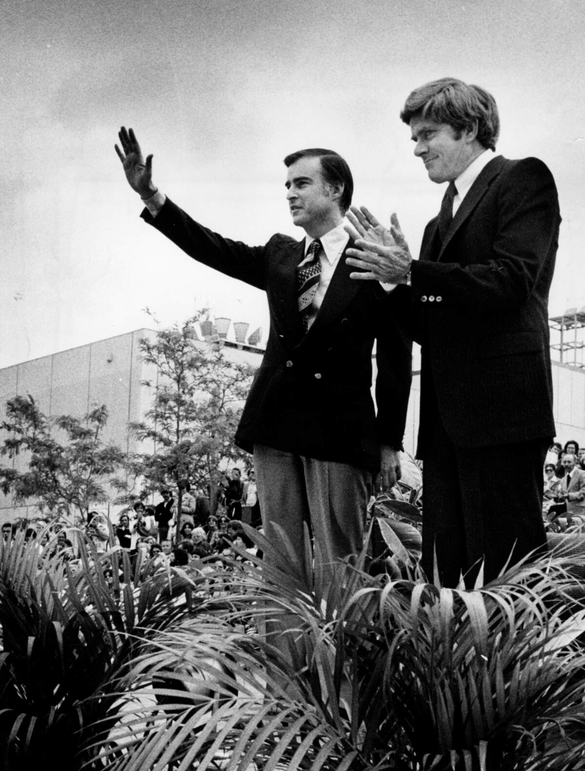 Gov. Jerry Brown is introduced by TV talk show host Phil Donahue on K Street Mall on May 3, 1977.