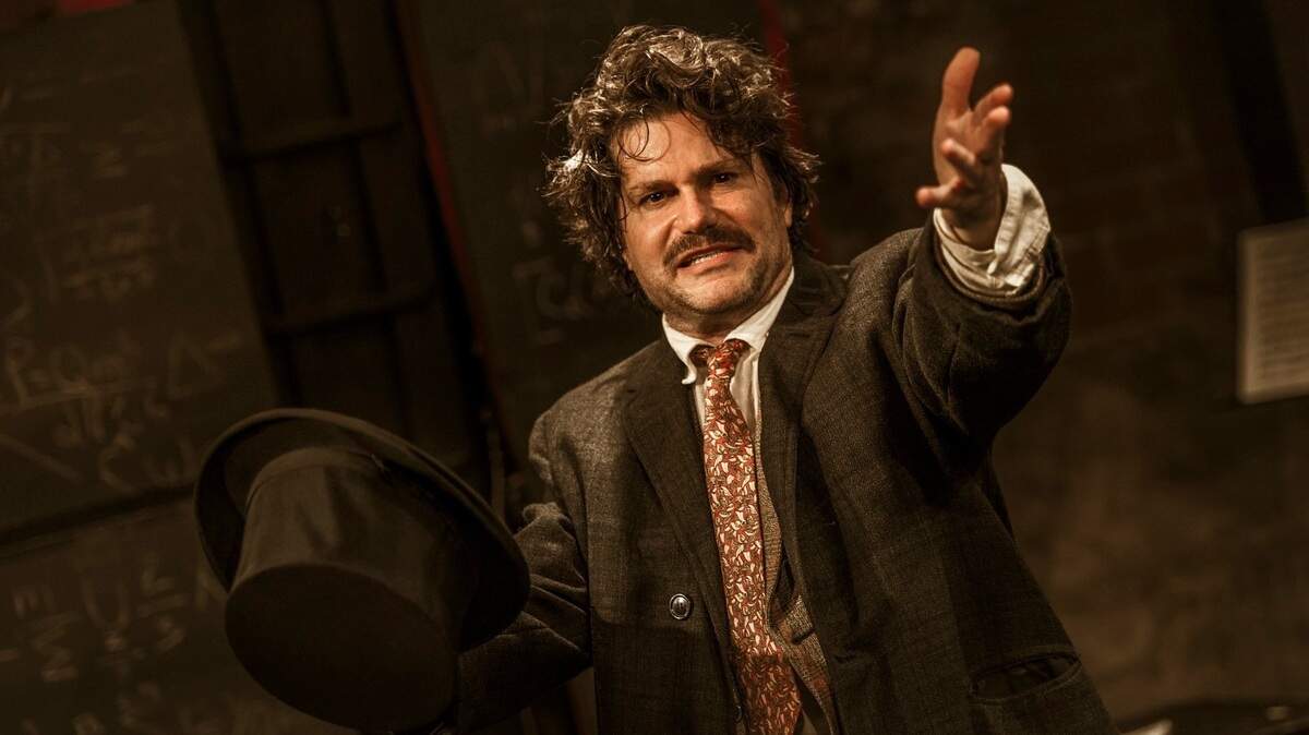 Jack Fry performs in “Einstein,” which will be at UC Davis on Sept. 16.