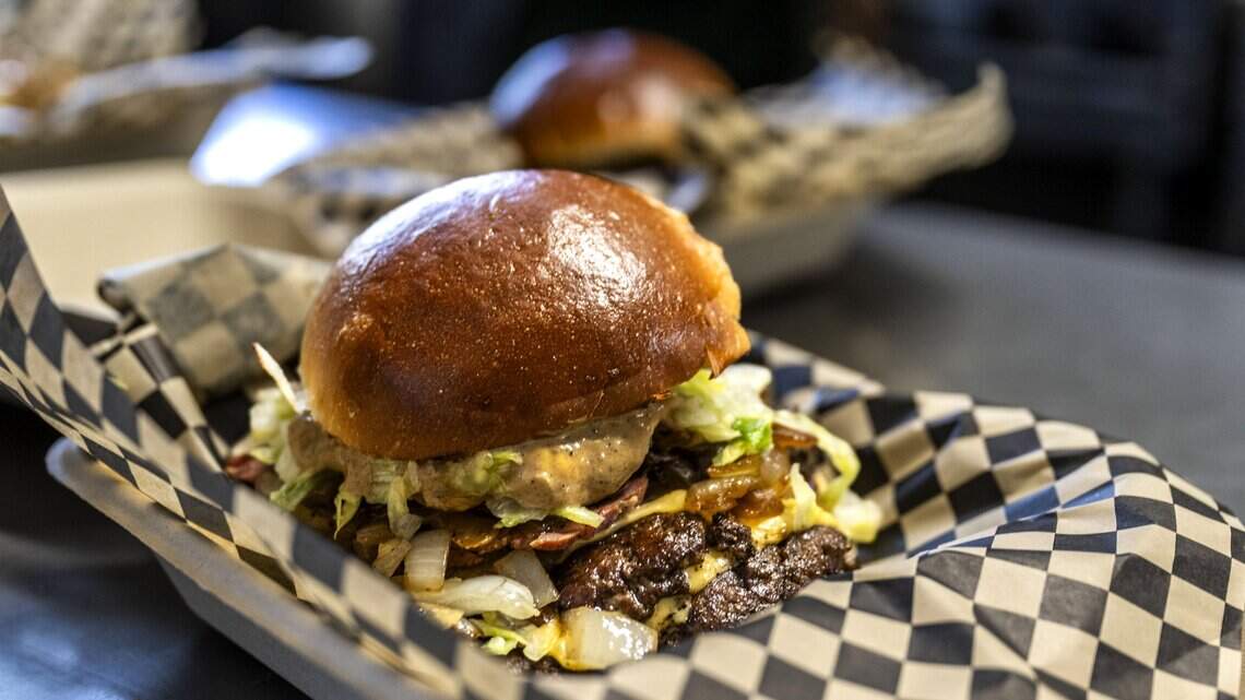 Sacramento pop up chef serves smash burgers, launches new ordering platform