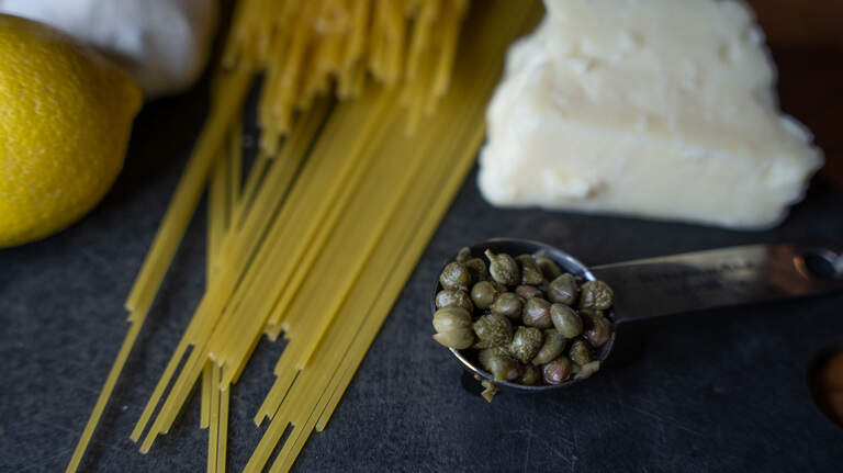 Lemony Pasta with Capers is an easy recipe for a quick weeknight dinner