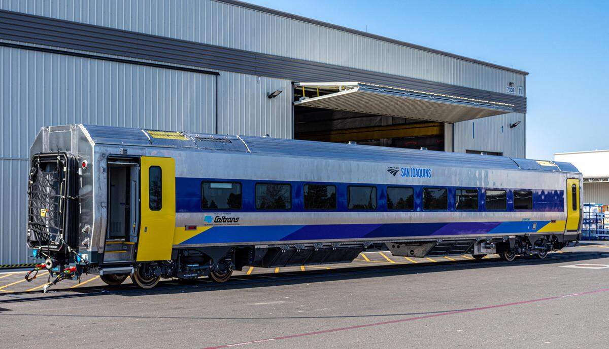 Release of the new Siemens Venture train cars, assembled at Siemens’ Sacramento plant for Caltrans, has been delayed after tests revealed excessive lead in restroom water supplies.