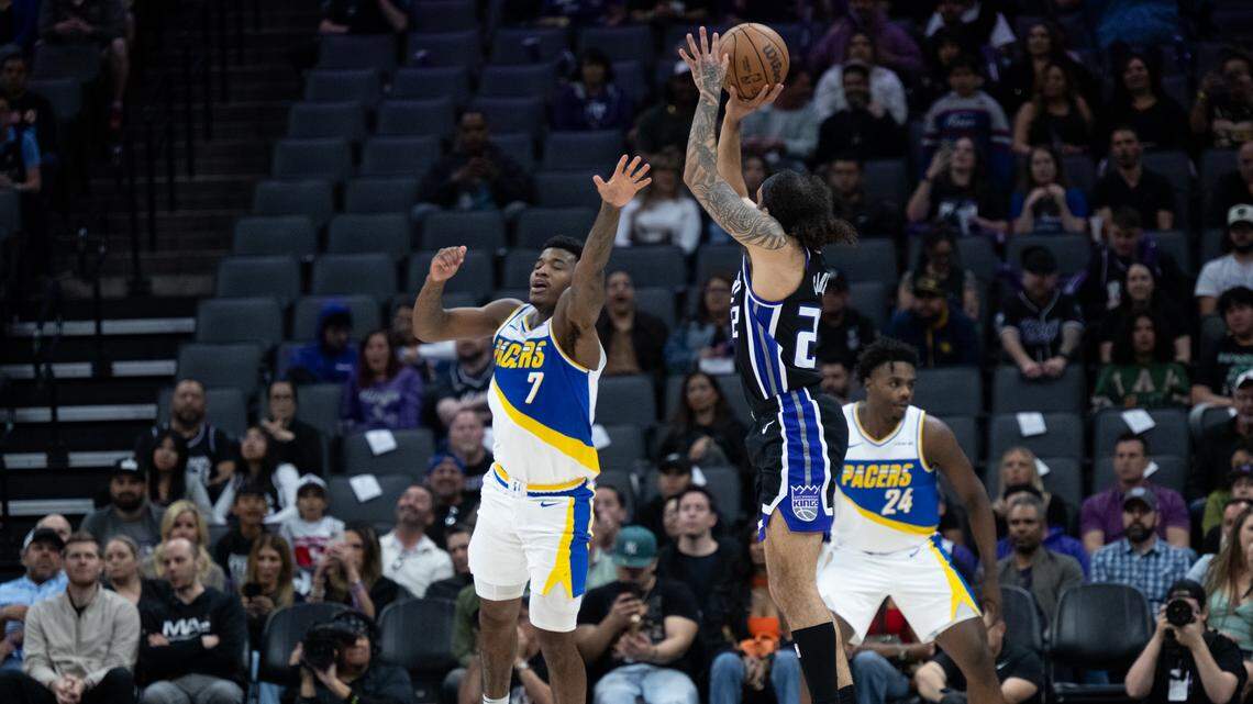 Devin Carter’s crazy fourth quarter gives Kings wild comeback win over Pacers