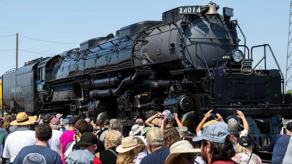 Train enthusiasts get a look at Union Pacific’s Big Boy No. 4014 steam locomotive on Friday, July 12, 2024 in Roseville. The train is set to return to Roseville on April 10, 2026.