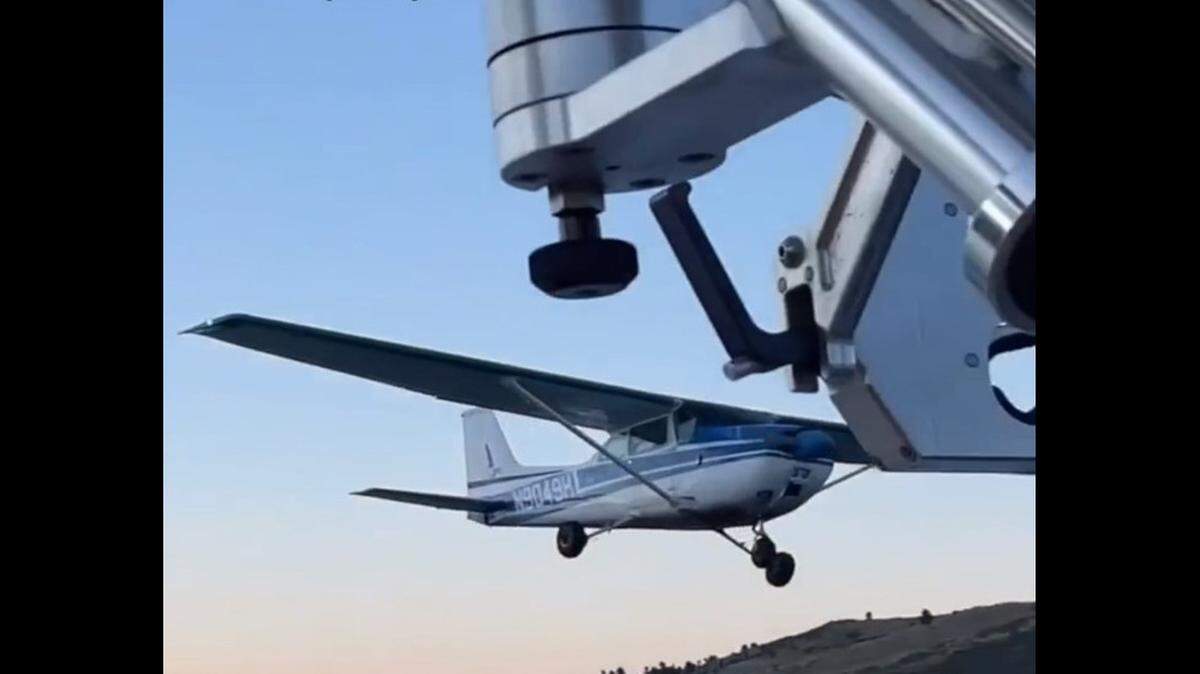 A pilot accused of buzzing boaters on a Colorado reservoir before crashing in 2022 faces charges, sheriff’s officials say.
