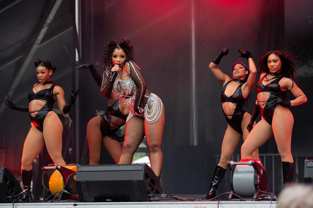 Singer Chlöe, center, performs with her backup dancers on day two of the Sol Blume R&B festival on Sunday, Aug. 20, 2023, at Discovery Park in Sacramento.