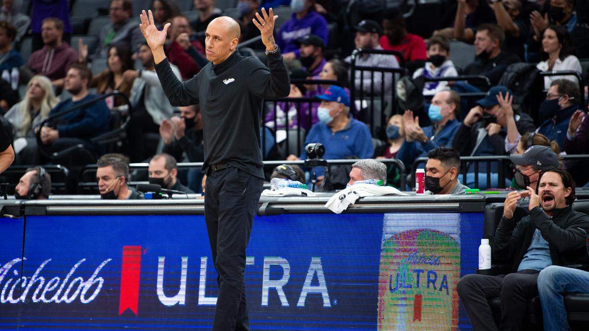 Sacramento Kings acting head coach Doug Christie reacts after basket against the Washington Wizards in the second half during a game at the Golden 1 Center on Wednesday, Dec 15, 2021, in Sacramento.
