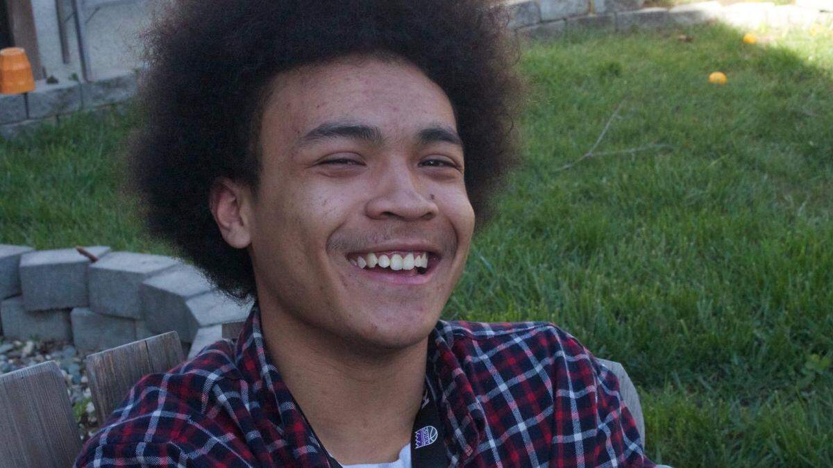 Darell Richards was shot by Sacramento Police on Sept. 6 in the backyard of an occupied home in Curtis Park. Richards had aweapon, later found to be a pellet gun, and was pointing it at people on Broadway.
