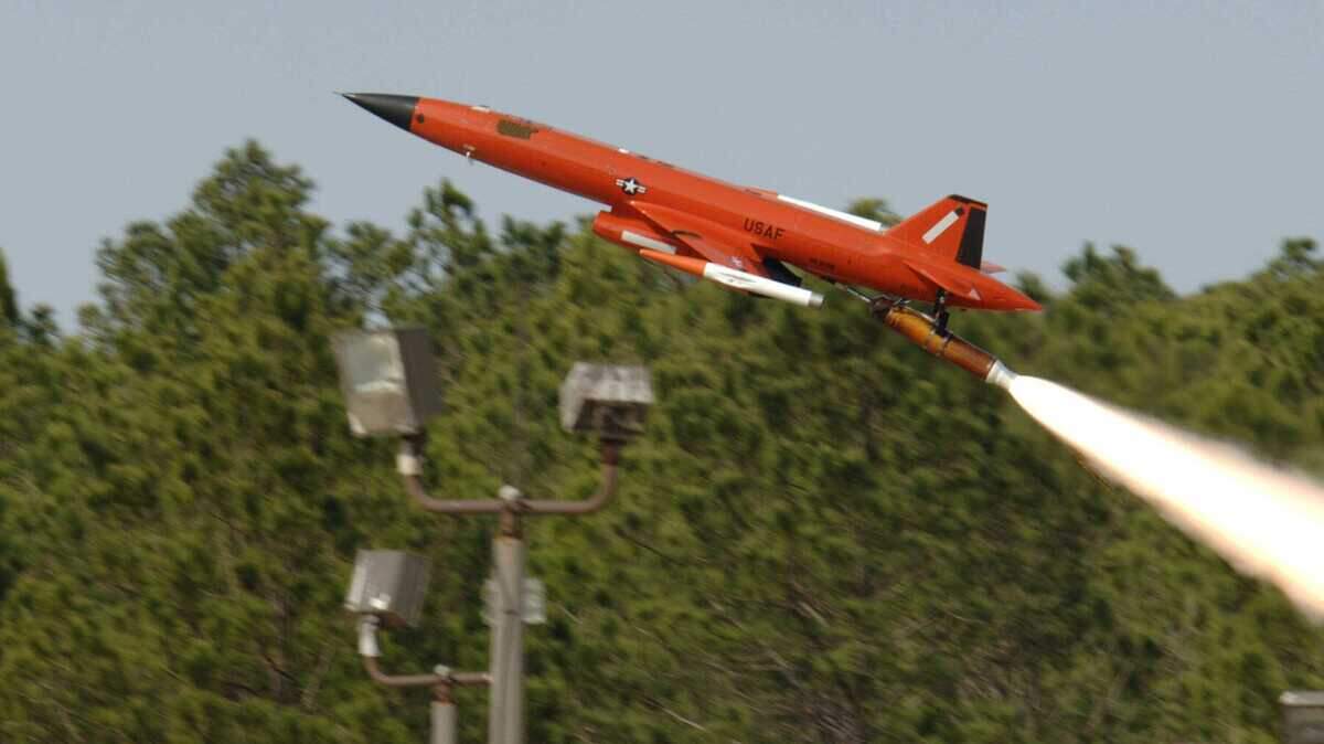 A BQM-167 Air Force target is launched from Tyndall Air Force Base in Florida in an undated photo. Kratos Defense and Security Solutions, which has facilities in Sacramento, has secured a $35 million contract for more drones like the BQM-167.