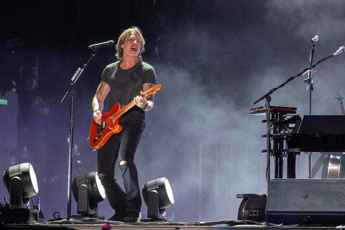 Keith Urban performs during the GoldenSky Country Music Festival at Discovery Park in Sacramento on Friday, Oct. 18, 2024.