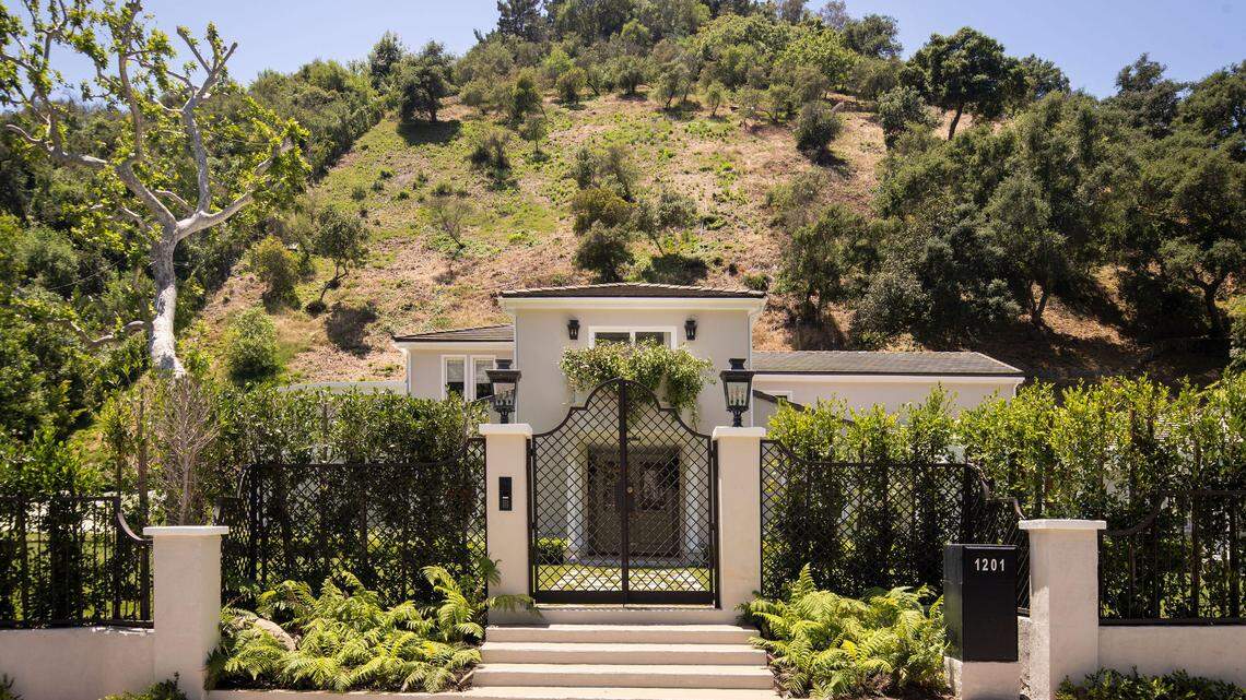 Powerhouse Serena Williams once lived in this stylish California home for sale. See it