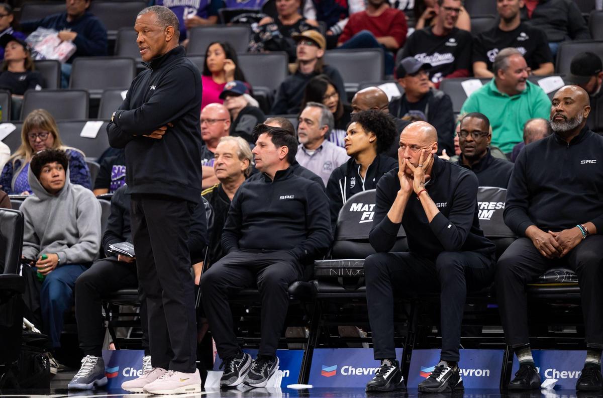 Sacramento Kings coaching staff, from left, Sacramento Kings interim head coach Alvin Gentry, assistant coaches Michael Longabardi, Doug Christie and Rico Hines, watch as the team trails the New Orleans Pelicans during the fourth period of the NBA basketball game Tuesday, April 5, 2022, at Golden 1 Center in Sacramento. It was the last home game of the season for the Kings.