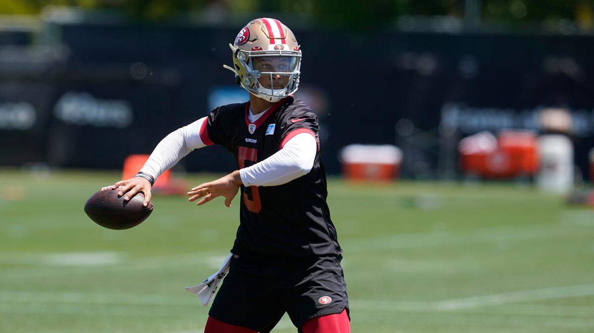 San Francisco quarterback Trey Lance works out with the 49ers in Santa Clara, Calif., Tuesday, May 24, 2022.
