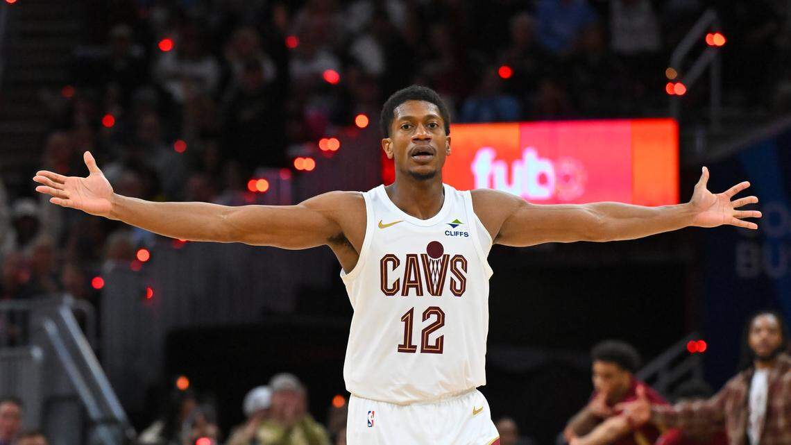 Why Kings are being criticized for De’Andre Hunter trade and why they did it