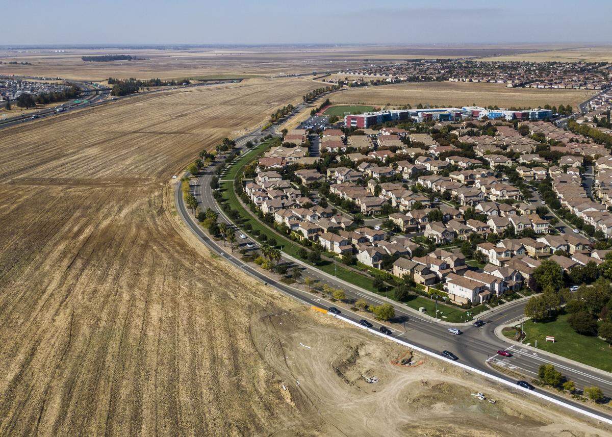 North Natomas is growing fast, but it has room to grow further. A drone image shows undeveloped commercial property between East Commerce Way and Interstate 5 in the Sacramento neighborhood on Monday, Oct. 14, 2019.