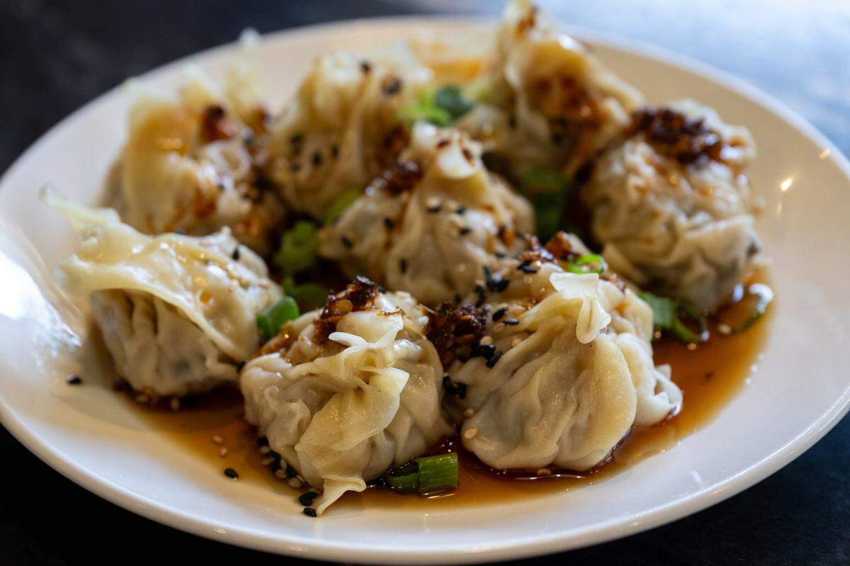 The chili oil wontons are ready to serve at Pho Momma on Thursday, May 22, 2025, in La Riviera.