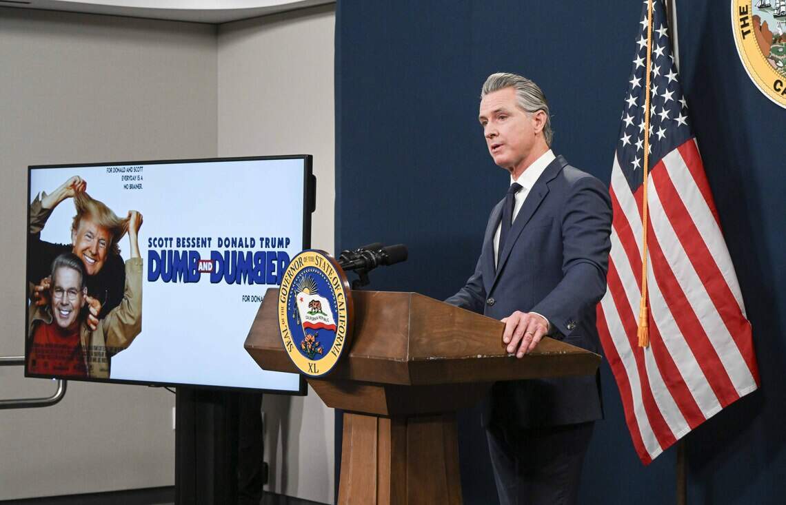 Kaliforniya Valisi Gavin Newsom'un basın toplantısı