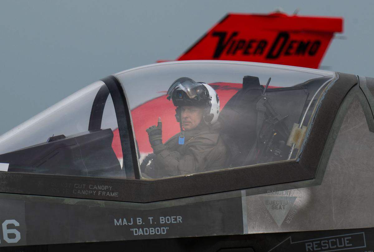 U.S. Marine Corps F-35B Lighting II pilot Craig “Chuckles” Turner signals to his crew after performing at the California Capital Airshow at Mather Airport on Saturday, March 22, 2025.