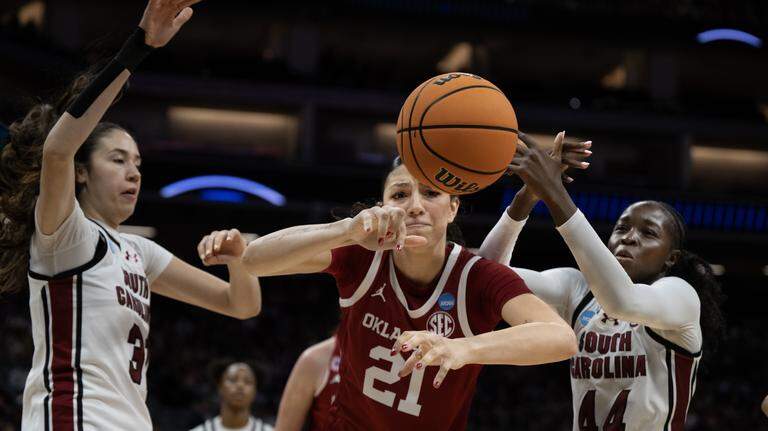 Photos: South Carolina advances with Sweet 16 win over Oklahoma