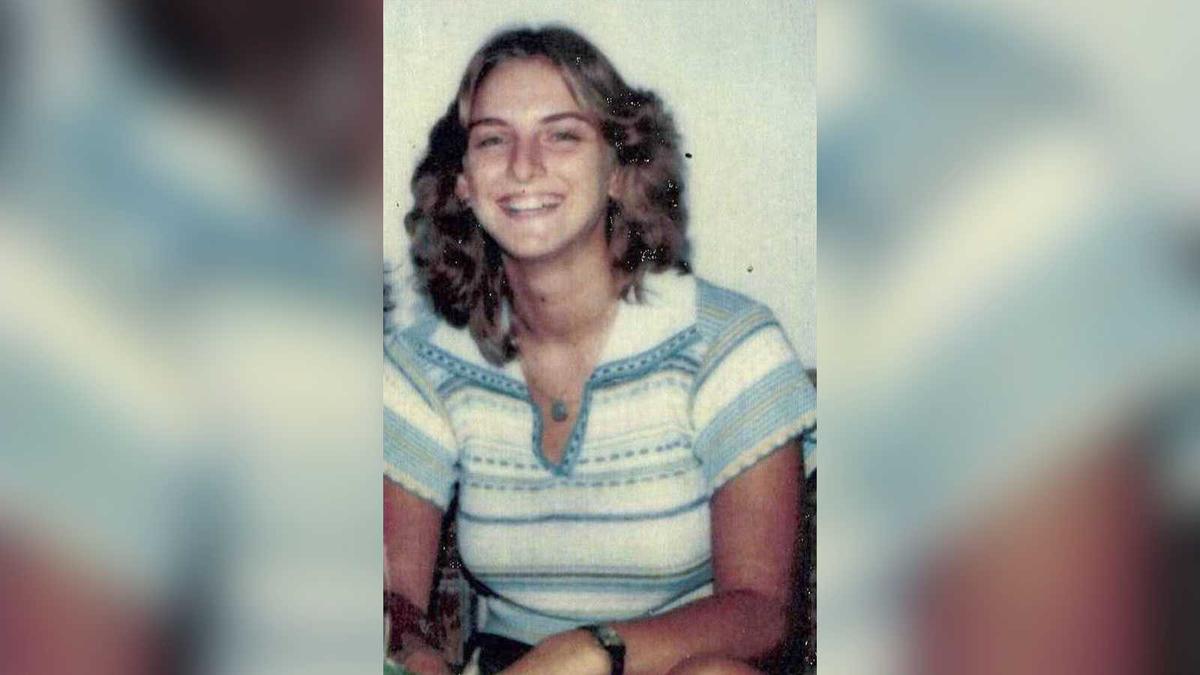 Robin Gisela Brooks, 20, was stabbed to death in her Rosemont apartment on April 24, 1980. On Friday, April 24, 2020, Sacramento County law enforcement officials announced they had arrested Phillip Lee Wilson, 71, on suspicion of her murder.