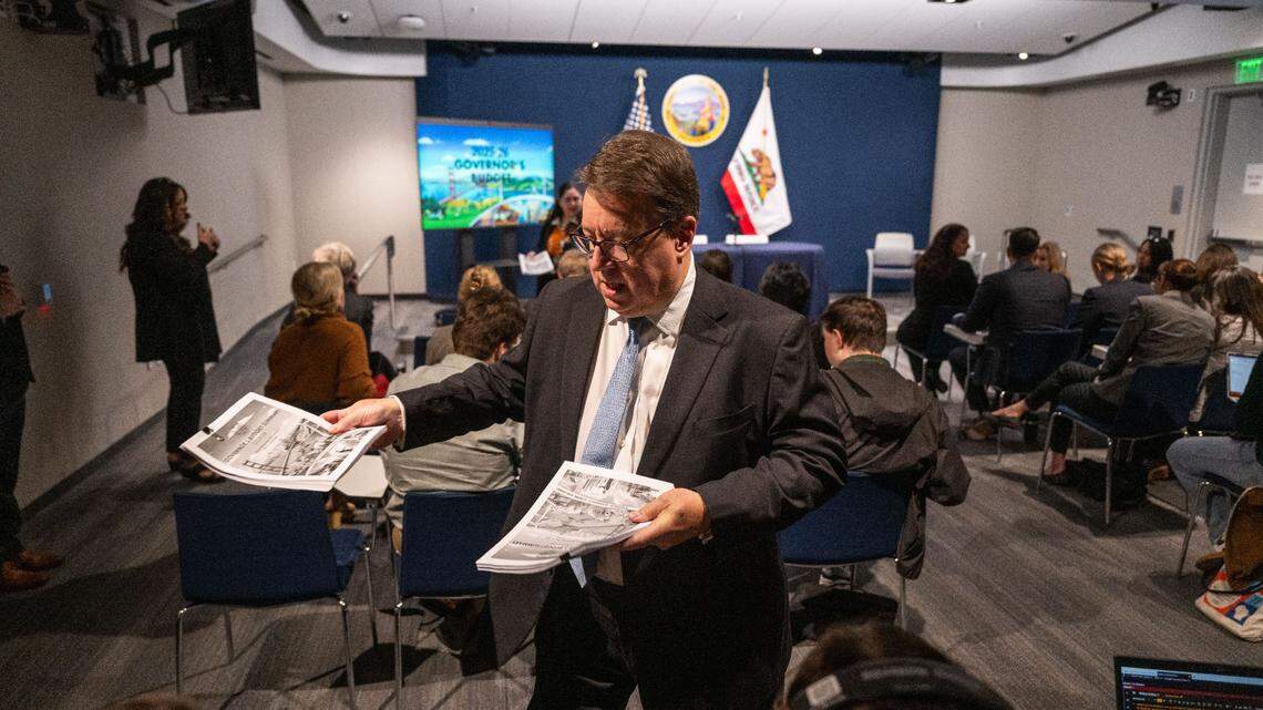 California pledged to cut 10,000 vacant state jobs. Why were only two-thirds eliminated?