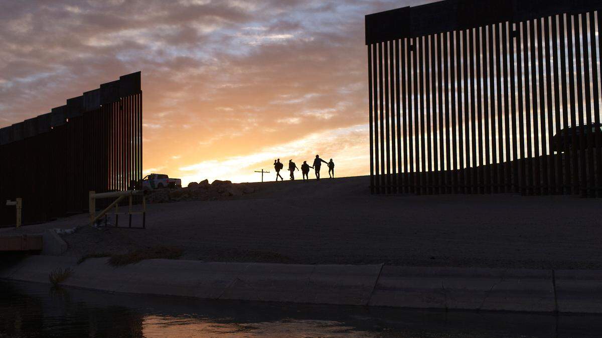A 32-year-old woman died while crossing the U.S.-Mexico border into Arizona on April 11, 2022, the Cochise County Sheriff’s Office said.
