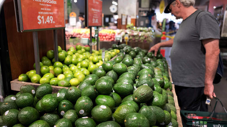 How you get rid of food waste in Sacramento will change next year. Here’s how to prepare