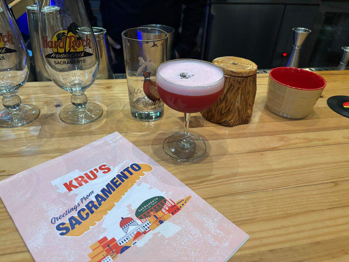 Kru Contemporary Japanese Cuisine launched a new Sacramento-themed cocktail menu, titled “Greetings From Sacramento” early this year. The elaborate menu features 12 drinks representing historic icons across town, including a Sacramento Bee-inspired cocktail.