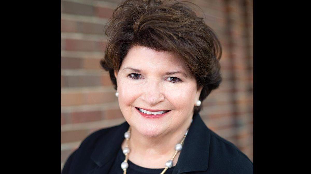 Linda Beech Cutler, who has served as chief executive of the Sacramento Region Community Foundation since 2013, will retire at the end of 2022.