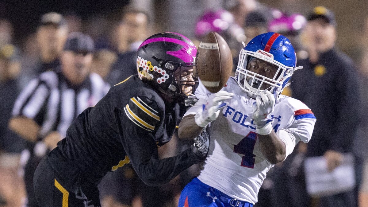 Del Oro Johnny Guzman (6) breaks up a pass intended for Folsom Bulldogs Daniyel Ngata (4) in the third quarter of Friday night prep football game between the Del Oro Golden Eagles and Folsom Bulldogs at Del Oro in Loomis. October 26 2018