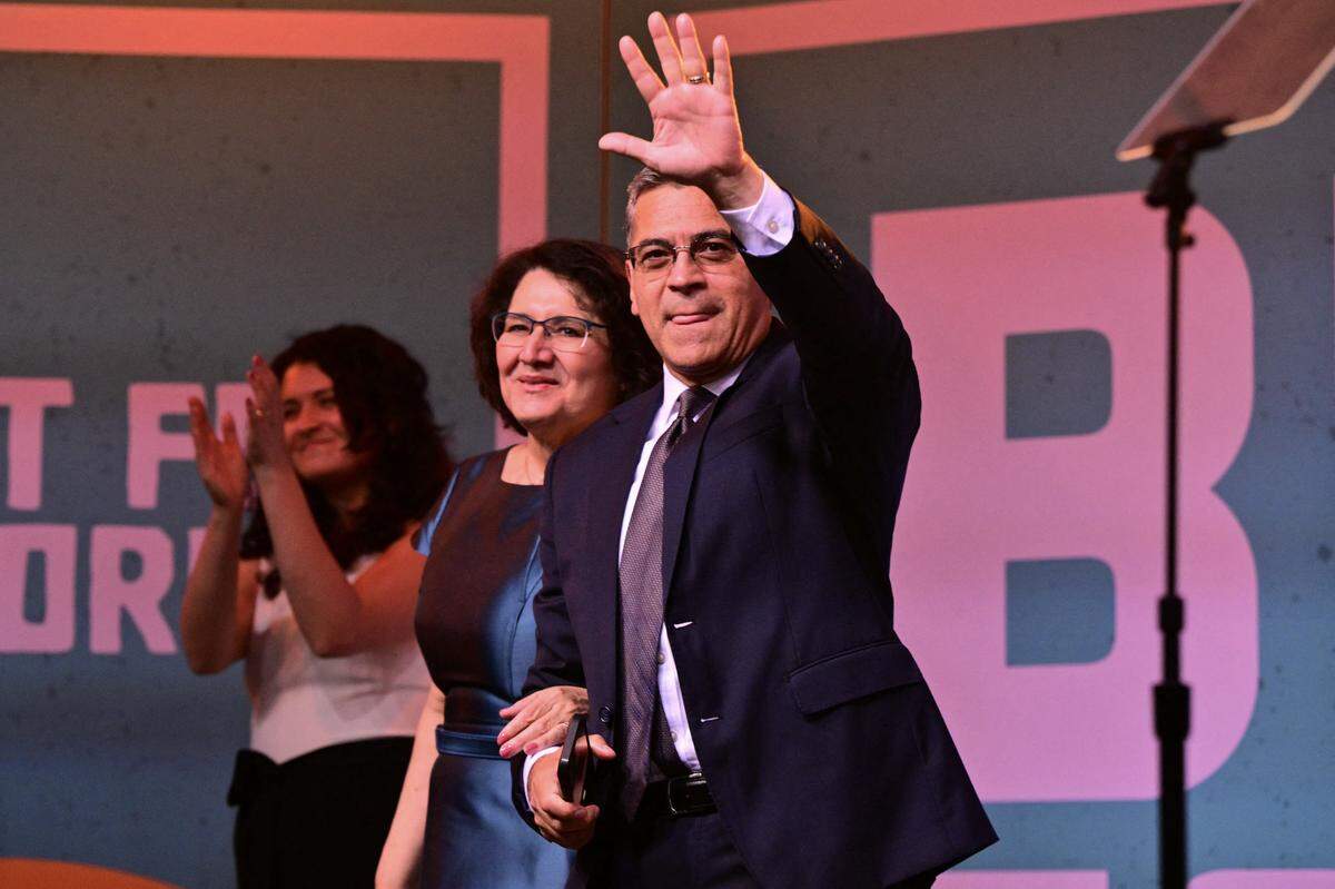 Democrat California Gubernatorial candidate Xavier Becerra waves to the crowd of supporters after speaking at an election night event in downtown Los Angeles, on June 2, 2026. Californians go to the polls Tuesday in the first round of voting for a new governor, with a tight three-way race for two run-off spots, while people in Los Angeles will also be voting for a new mayor. The state's so-called "jungle primary" pits all comers against each other -- regardless of party -- with the top two vote-getters advancing to the November general election to replace term-limited Governor Gavin Newsom. (Photo by Frederic J. Brown / AFP via Getty Images)