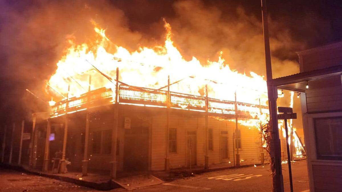 A fire destroyed Sutter Greek Restaurant on Sutter Creek’s Main Street early Friday morning. Police and fire officials said no injuries were reported.