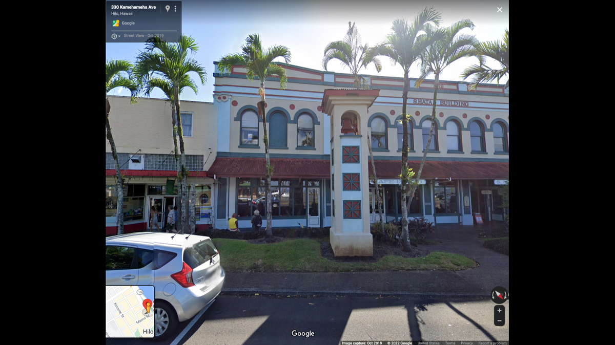 Workers at this cafe in Hilo, Hawaii, helped rescue a missing 15-year-old girl from her abductor, her mom says. Hawaii police later arrested the accused kidnapper.