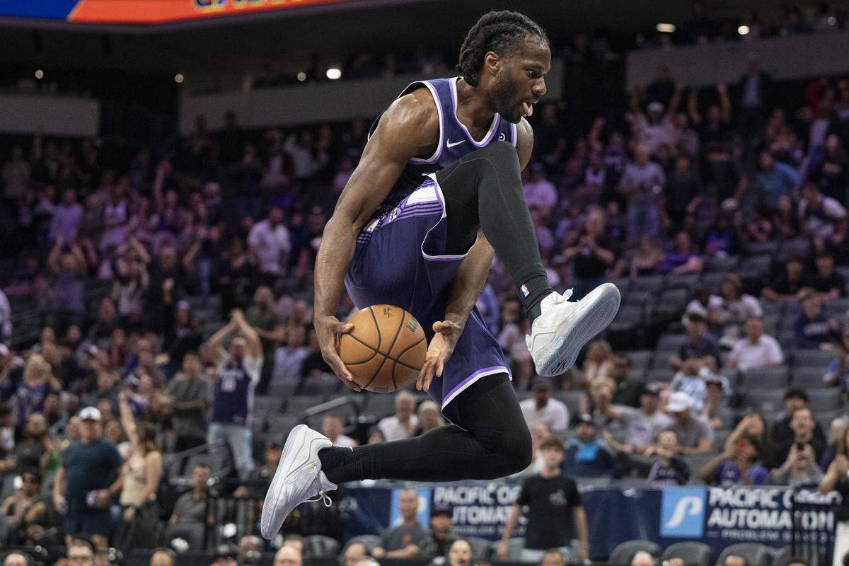 Sacramento Kings forward Precious Achiuwa (9) shows off after beating the Utah Jazz at Golden 1 Center in Sacramento on Sunday.