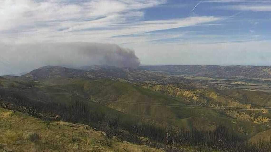 Sand Fire in Capay Valley now at 1,800 acres as firefighters slow progress overnight