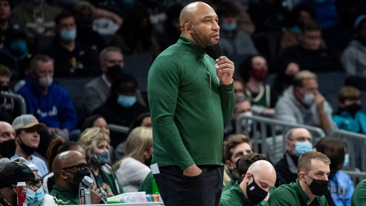 Milwaukee Bucks acting head coach Darvin Ham looks on during the first half of an NBA basketball game against the Charlotte Hornets, Saturday, Jan. 8, 2022, in Charlotte, N.C. (AP Photo/Matt Kelley)