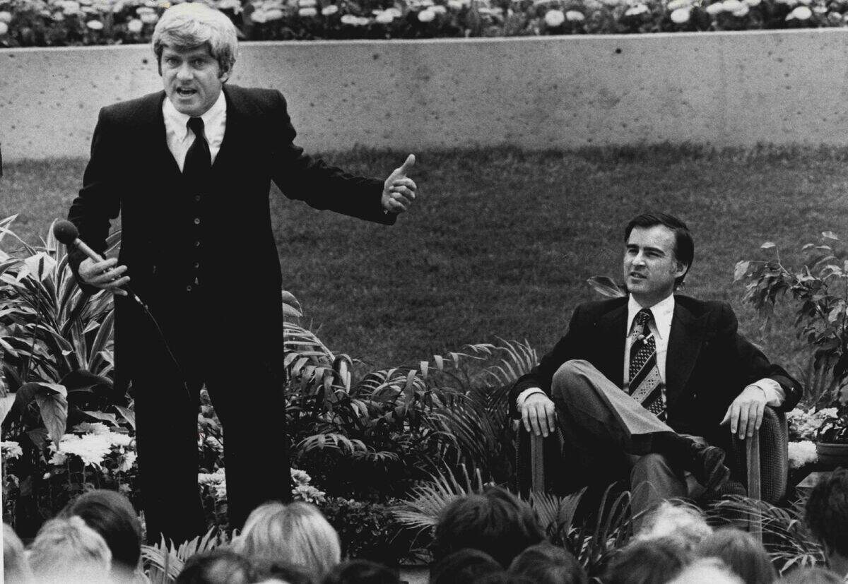 Television show host Phil Donahue questions Gov. Jerry Brown during a taping session for the show on Sacramento’s K Street Mall on May 3, 1977.