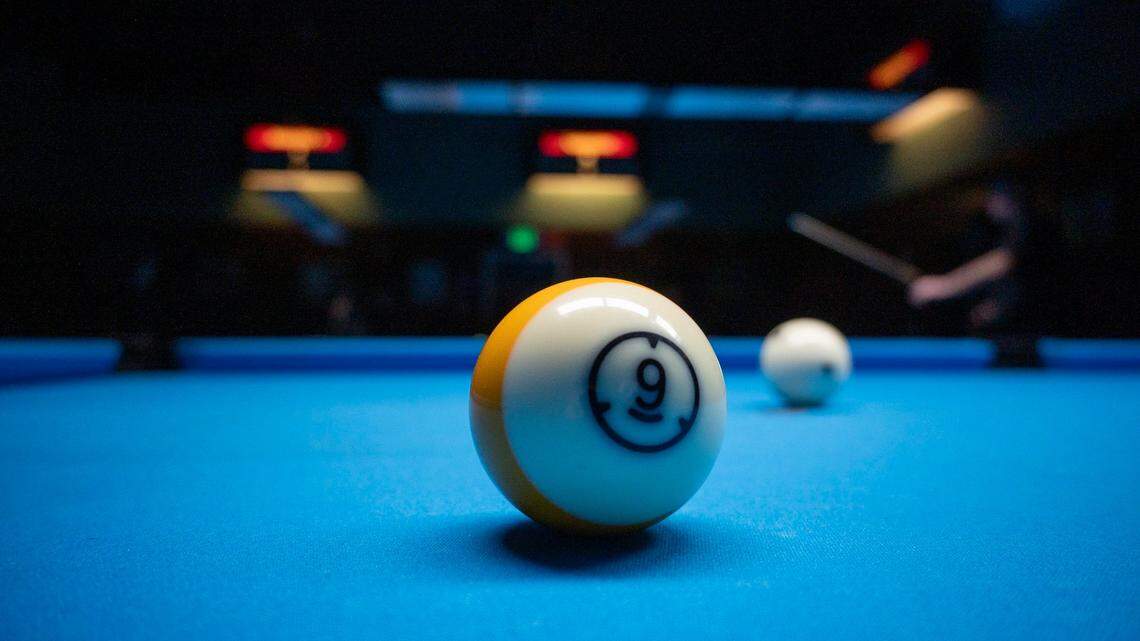 This legendary Sacramento pool hall has a ‘must-try’ burger. Here’s what it cost me