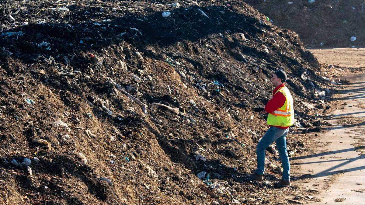 A compost heap sits at the Yolo County Central Landfill on County Road 28H near Davis in this undated photo. Yolo County officials say an uptick in odors linked to composting operations at the landfill has prompted complaints.